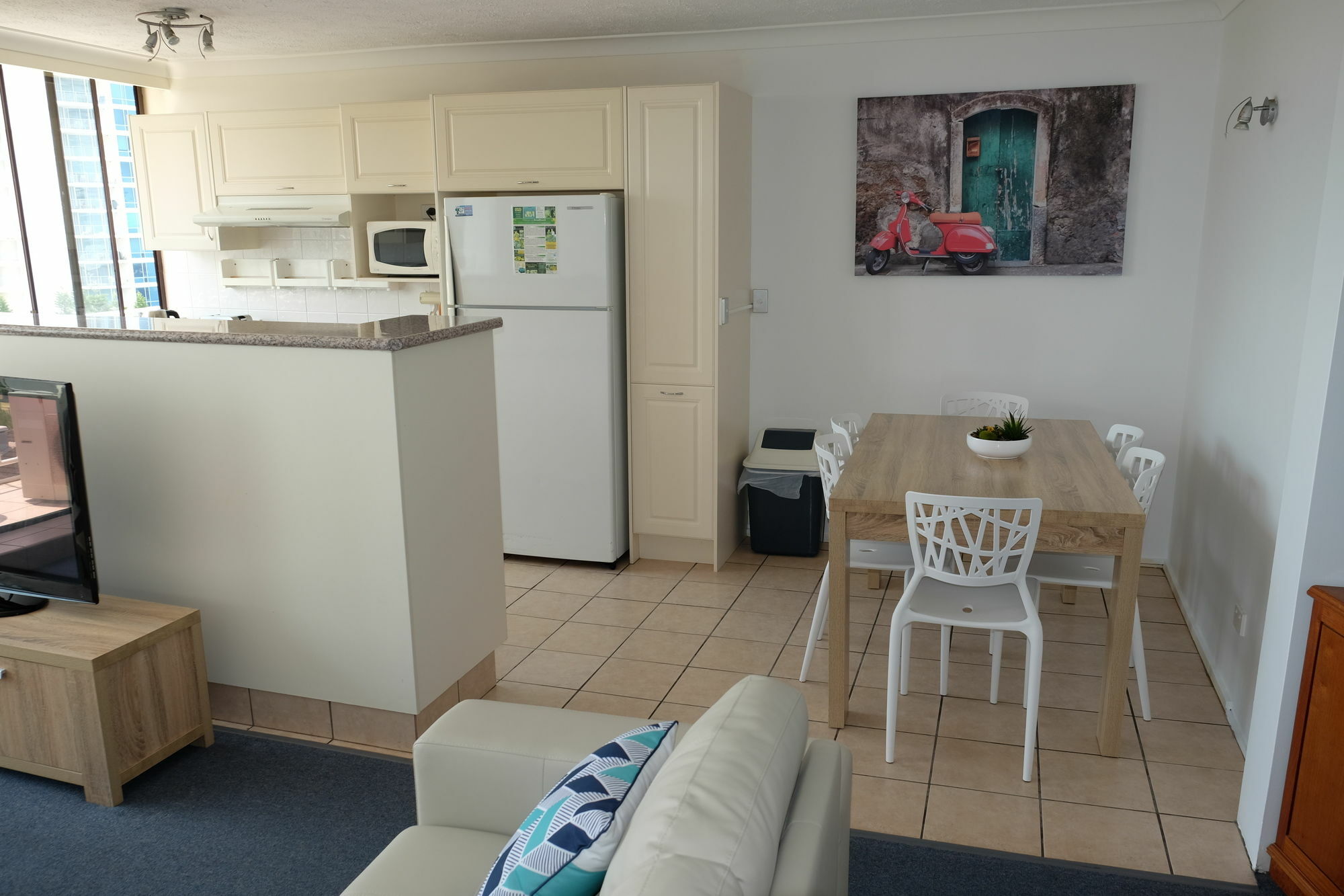 Queensleigh Holiday Apartments Broadbeach Exterior photo